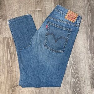 Levi’s NWOT Wedgie Skinny Cropped Medium Wash Jeans